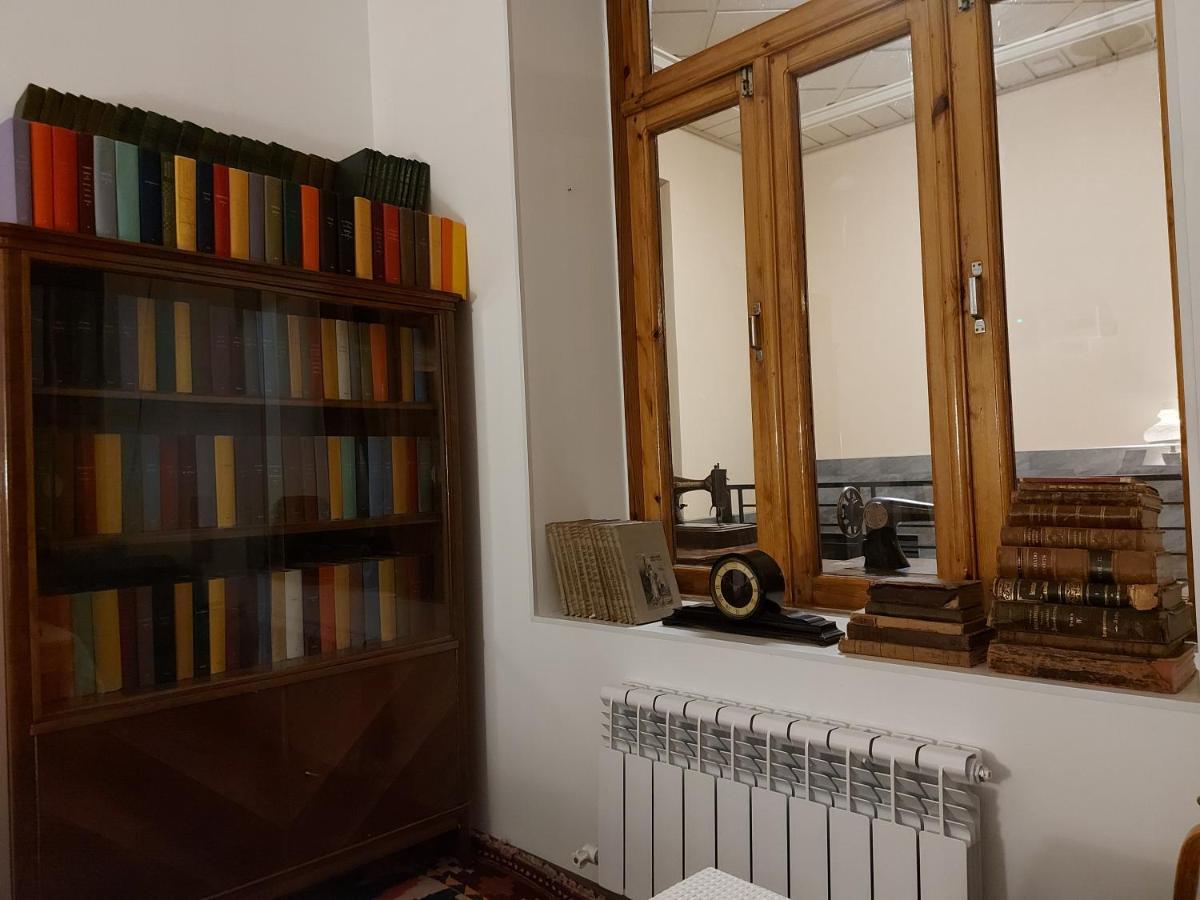Musavvir Samarkand Buitenkant foto